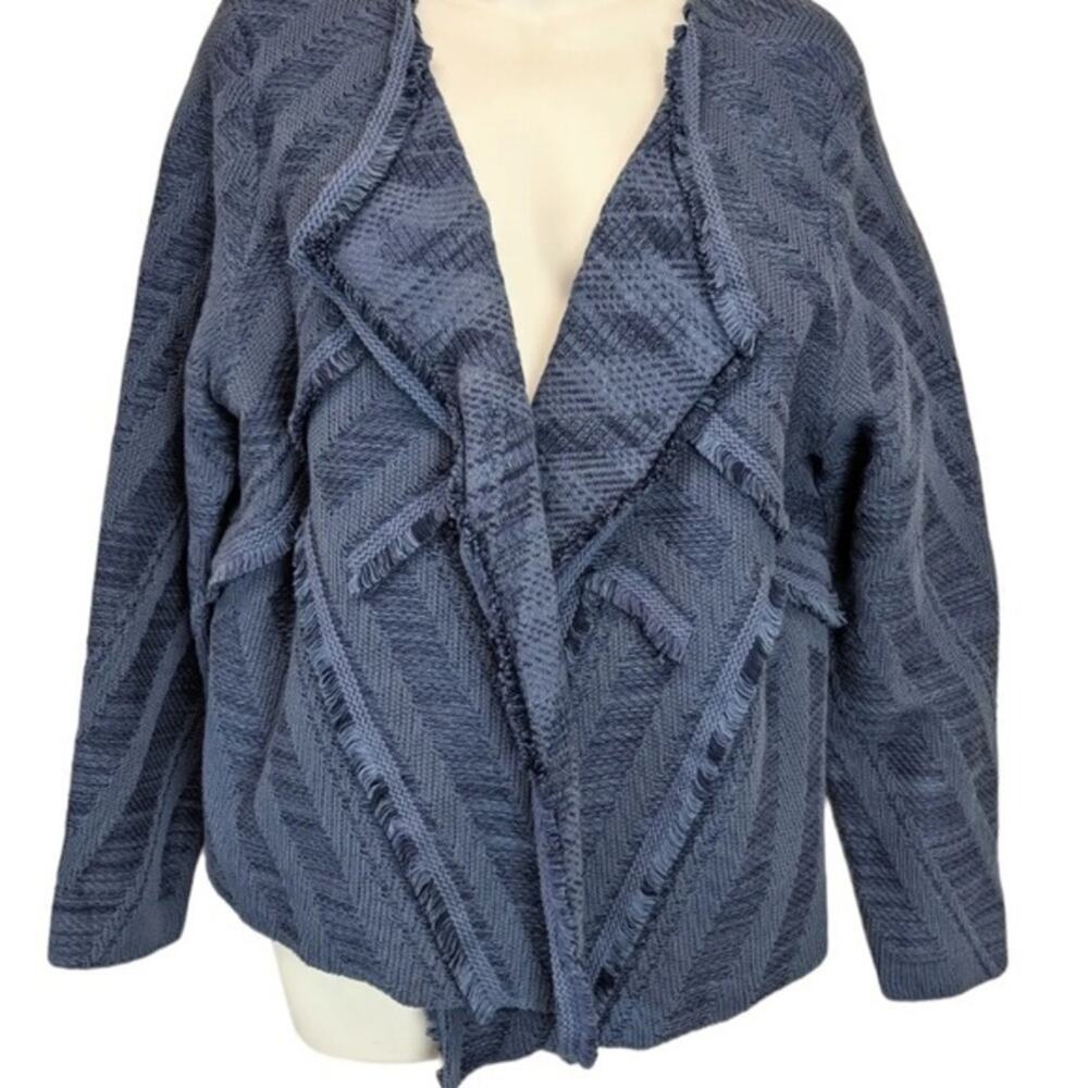 Chico’s Cardigan Sweater Women’s Size 12 M Blue Fringe Woven Crossing Patterns 2 - Picture 2 of 15